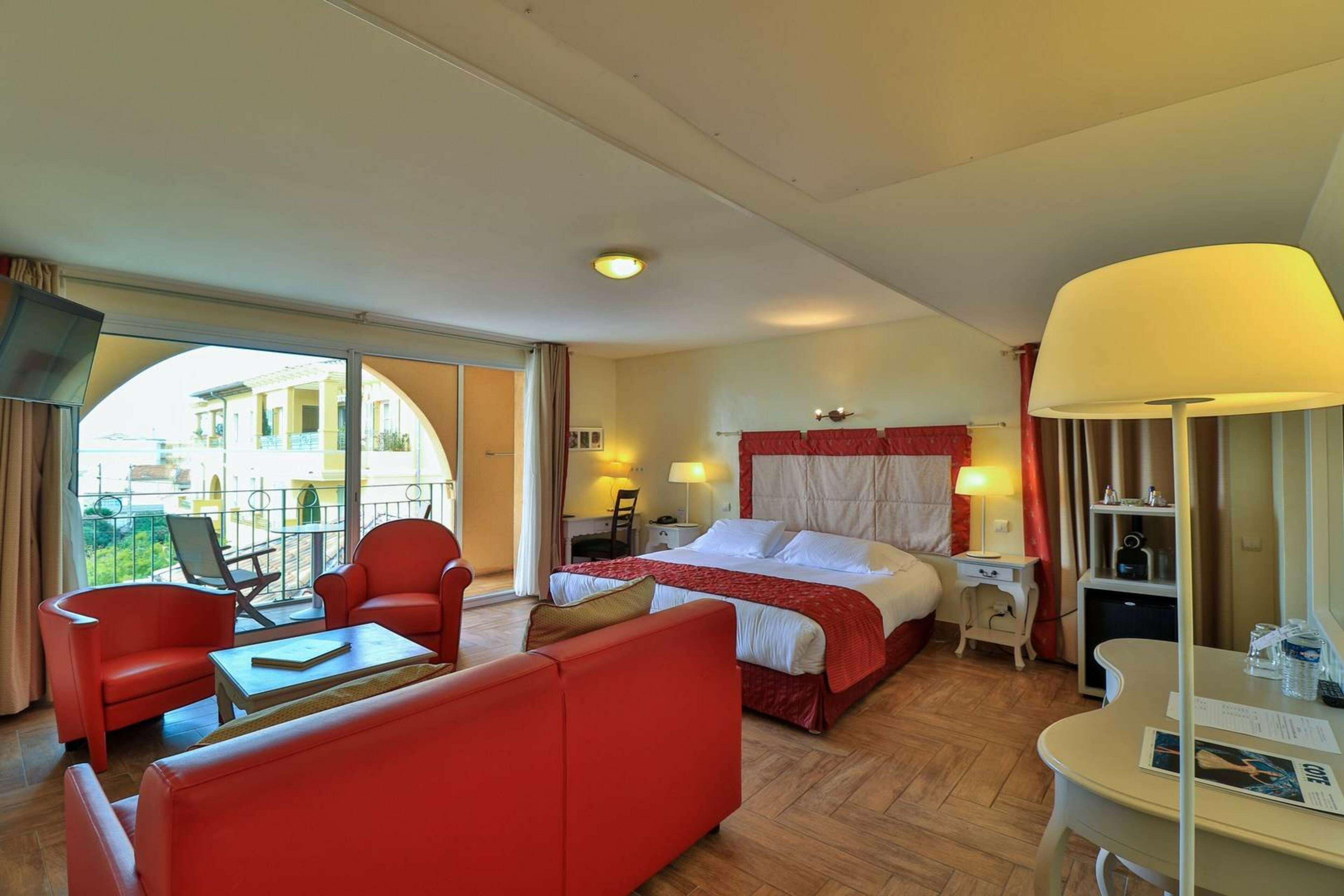 Hotel Sanary, Soleil Et Jardin - Renovation Hiver 2024-25 Sanary-sur-Mer Exterior foto