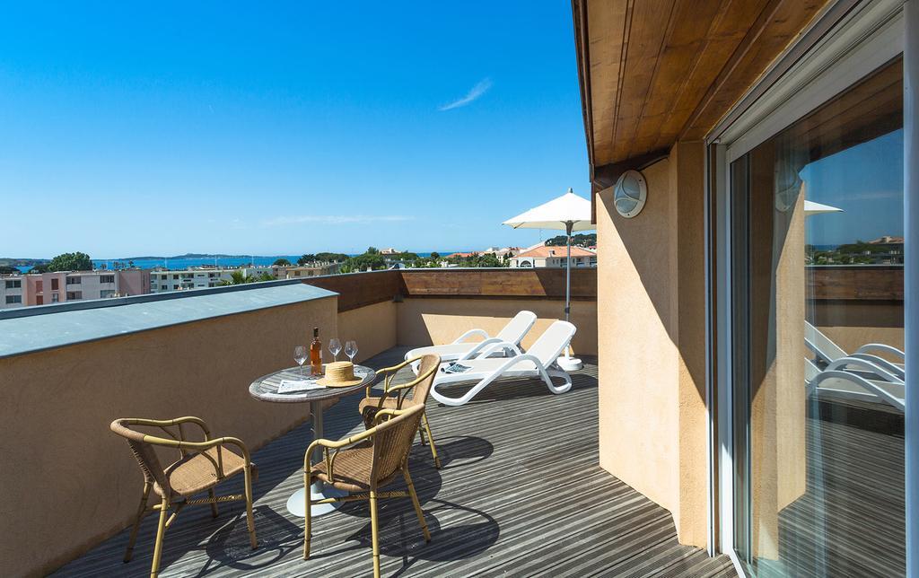 Hotel Sanary, Soleil Et Jardin - Renovation Hiver 2024-25 Sanary-sur-Mer Exterior foto